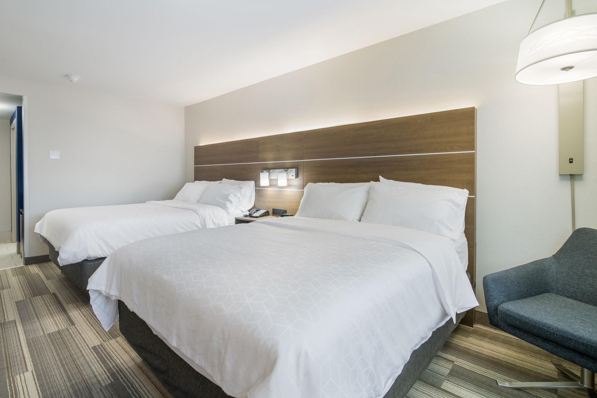 Holiday Inn Express - Plymouth By Ihg Екстер'єр фото