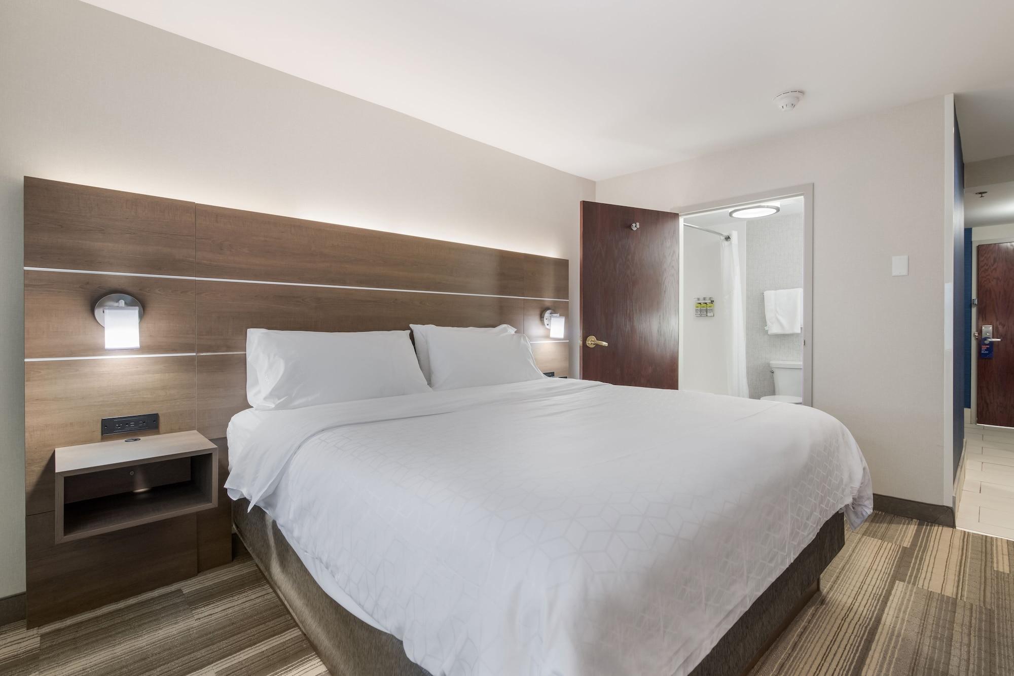Holiday Inn Express - Plymouth By Ihg Екстер'єр фото