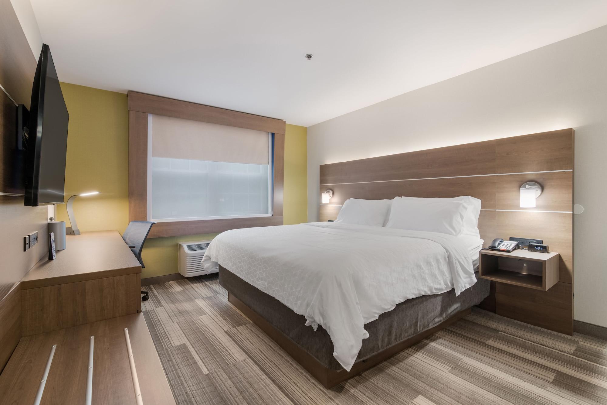 Holiday Inn Express - Plymouth By Ihg Екстер'єр фото