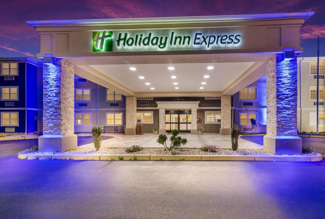 Holiday Inn Express - Plymouth By Ihg Екстер'єр фото