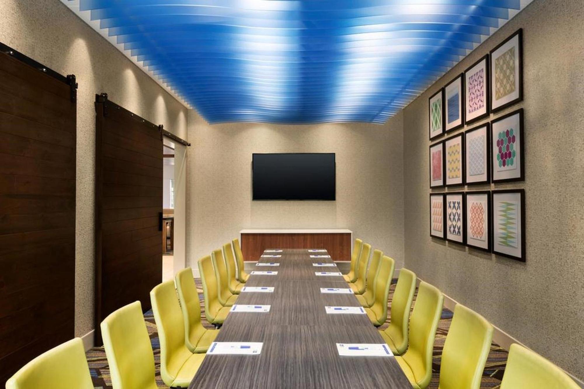 Holiday Inn Express - Plymouth By Ihg Екстер'єр фото