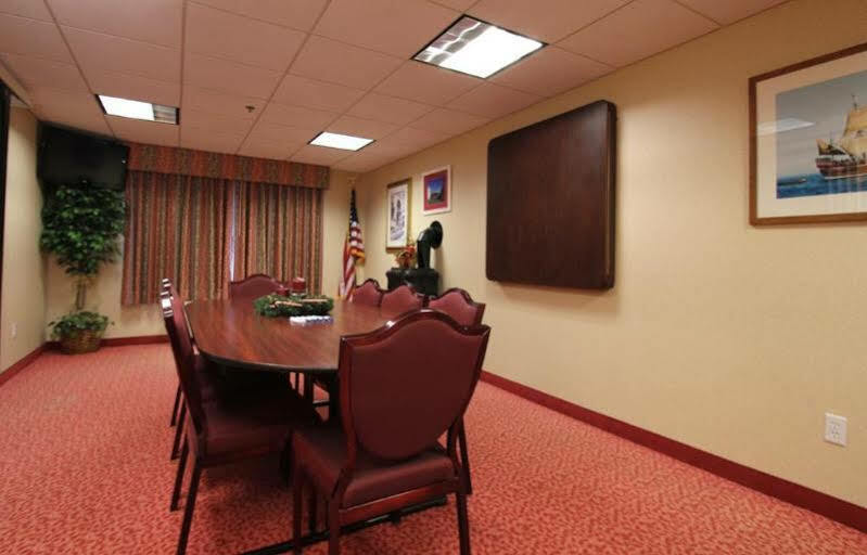 Holiday Inn Express - Plymouth By Ihg Екстер'єр фото